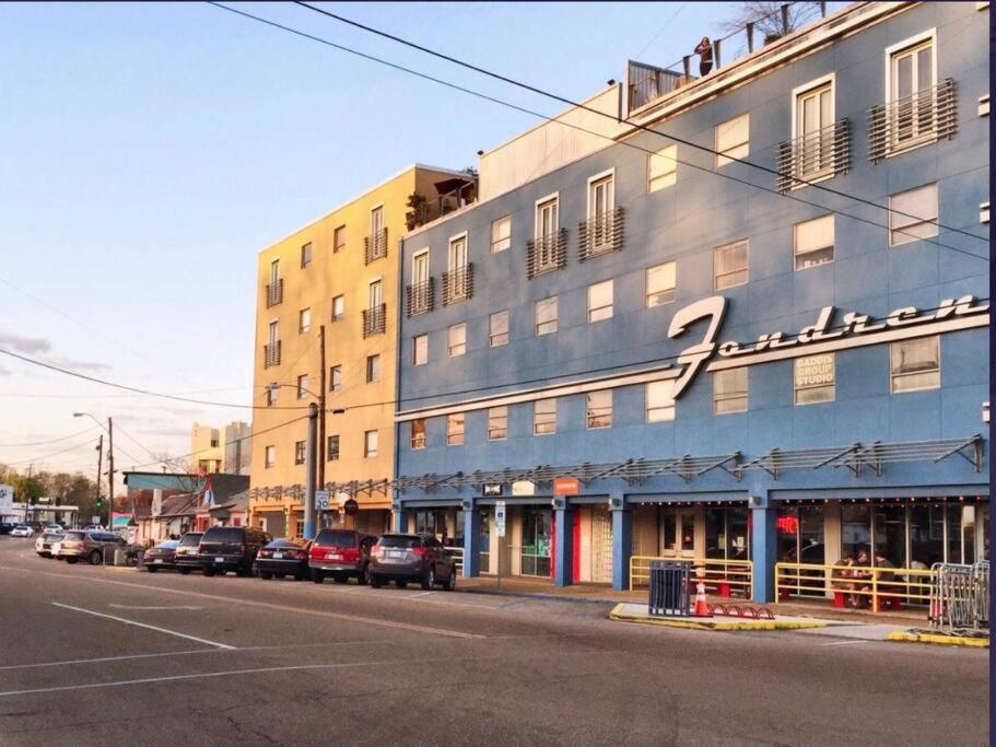 Short Walk To Jsu Stadium, Hospitals, And Bars In Fondren JacksonJackson  Kültér fotó